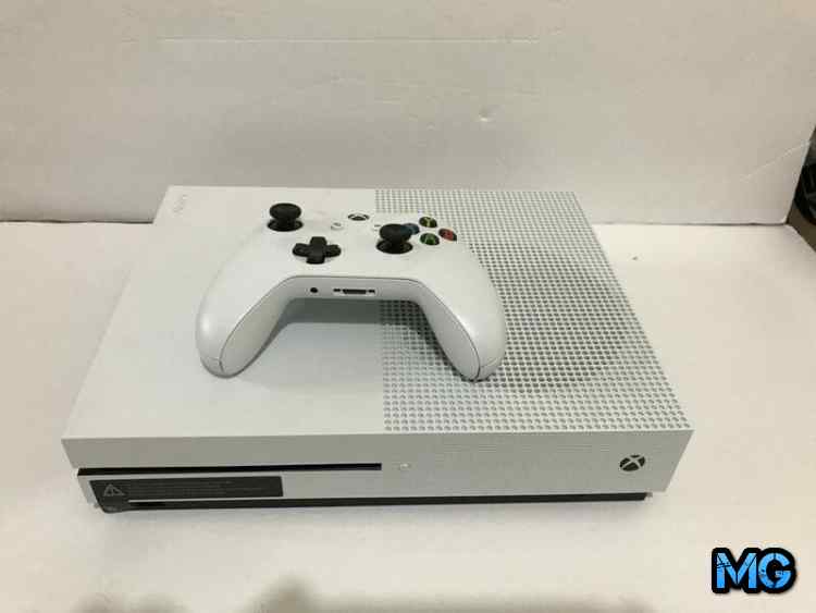 Microsoft Xbox One S 