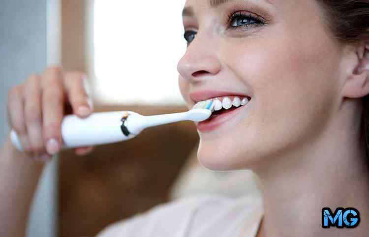 Какая недорогая электрическая щетка лучше по мнению стоматологов?