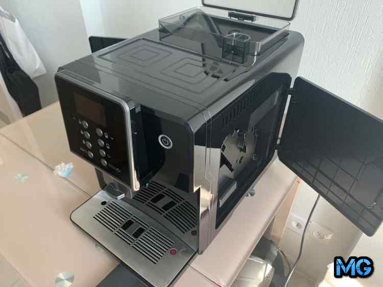 Обзор Röndell RDE-1107 - автоматической кофемашины, которая приготовит для вас вкуснейший кофе